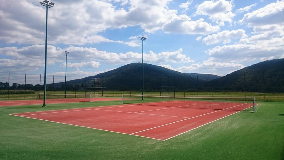 Teren de Sport Modern